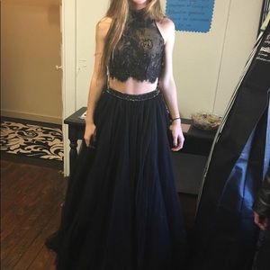 Sherri Hill prom dress